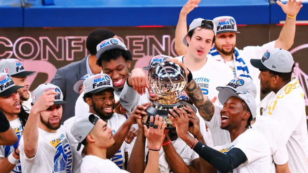 May 26, 2022; San Francisco, California, USA; The Golden State Warriors celebrate after winning game five of the 2022 western conference finals against the Dallas Mavericks at Chase Center. Mandatory Credit: Kelley L Cox-USA TODAY Sports